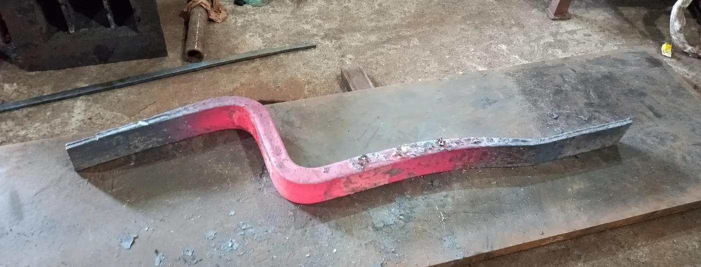 Z-Bending Press for Air Links – 450 T view 2